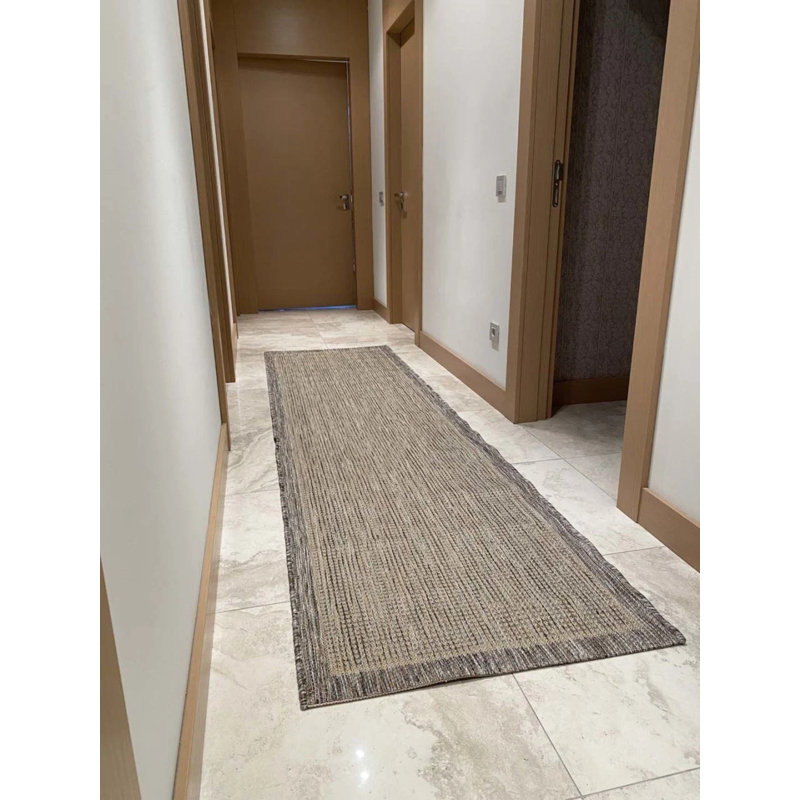 Tapis Olalla, Rectangle 6 pi 7 po x 14 pi 9 po