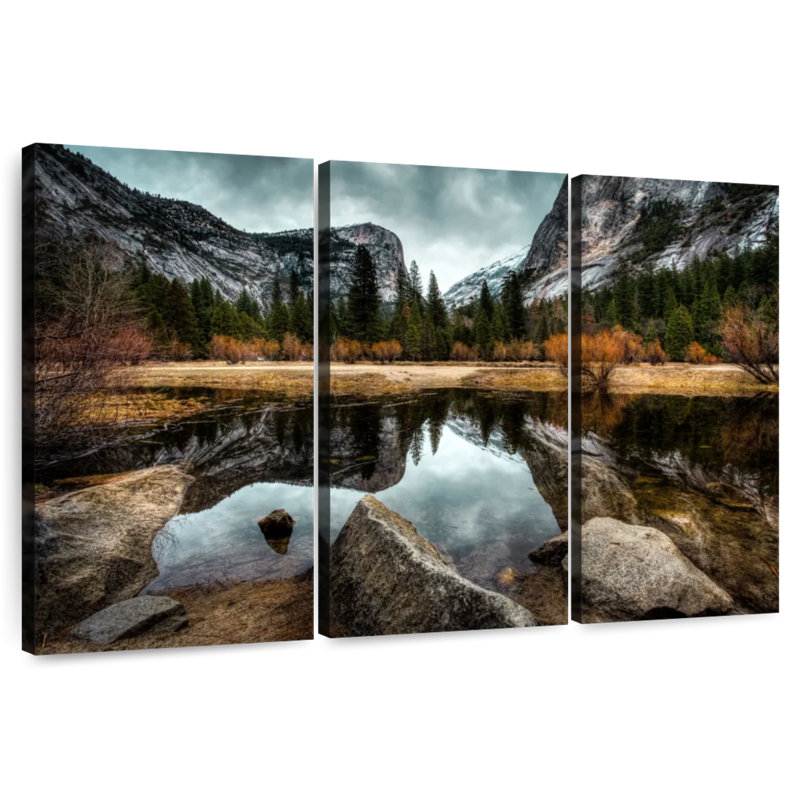 Alvord Glassy Mirror Lake, 24" H x 38" W