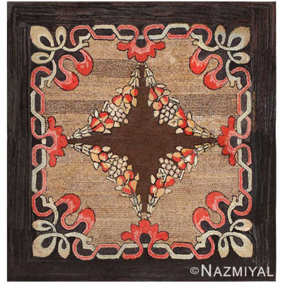 Tapis carré carré antique crocheté