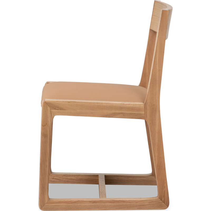 Chaise Colby, Blond