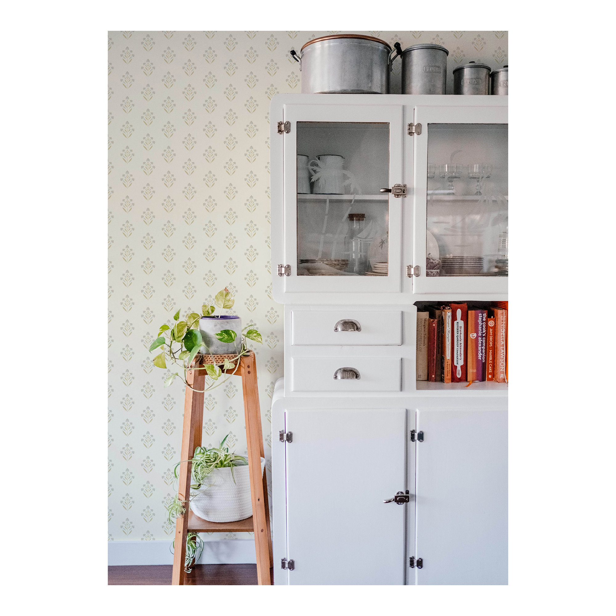 Tenny Prepasted Floral Wallpaper, Yellow