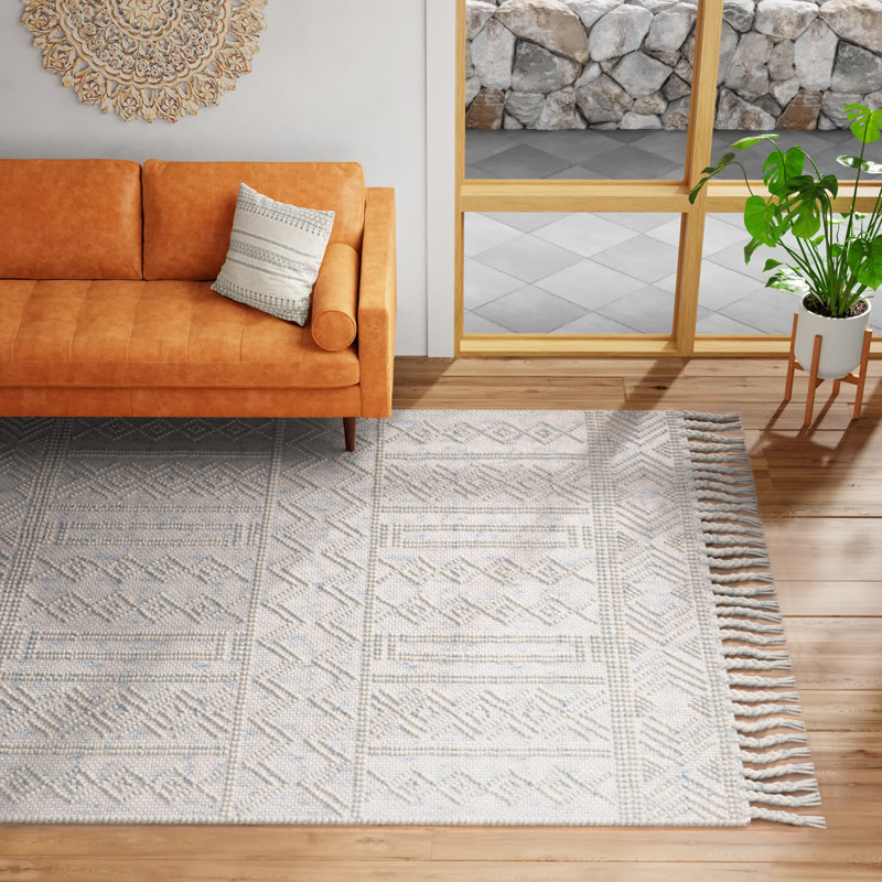 Ferretti Geometric Hand-Loomed Gray/Ivory Area Rug, Rectangle 6' x 9'