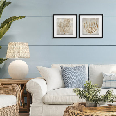 Ensemble de 2 impressions encadrées sous verre Beiges Tides Coral Branches, design par Hannah Dawson
