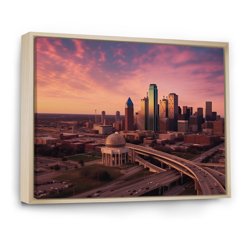 Dallas Perspectives I - Dallas, art mural, H 30 po x l 40 po x P 1,5 po, Cadre naturel flottant
