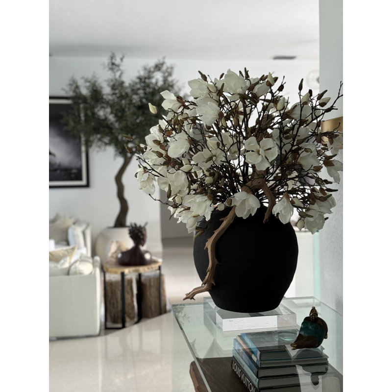 Black Konos Vase With White Magnolias