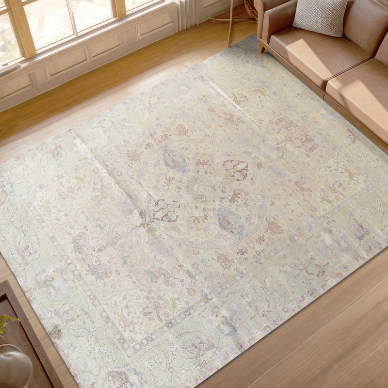 Sona Silk Oriental Area Rug in Ivory