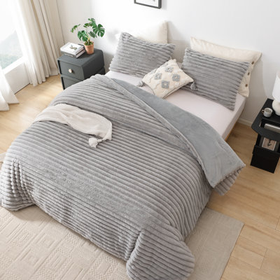 Fluffy Comforter Set 2 Pieces- All Seasons Heavy Faux Fur Comforter With One Pillowcase