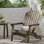 Chaise Adirondack pliante en bois d'acacia durable avec lattes traditionnelles pour une détente en plein air et un rangement facile