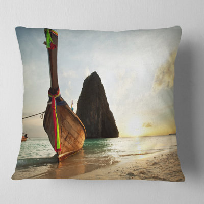 Oreiller de bateau de pêche en bord de mer à Andaman