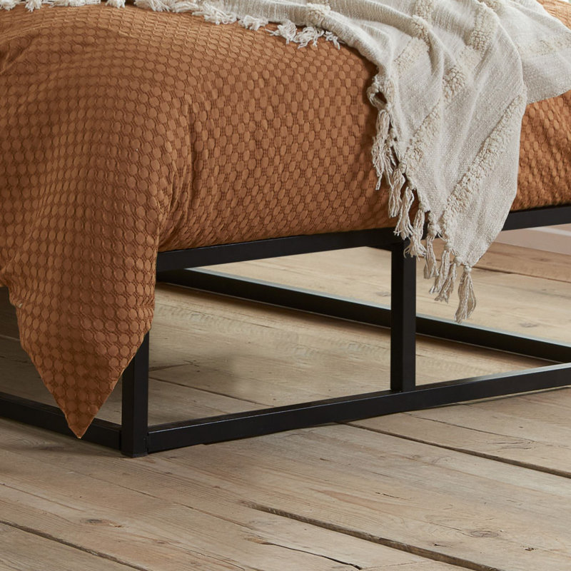 Hakim Platform Bed, Kingsize (5')