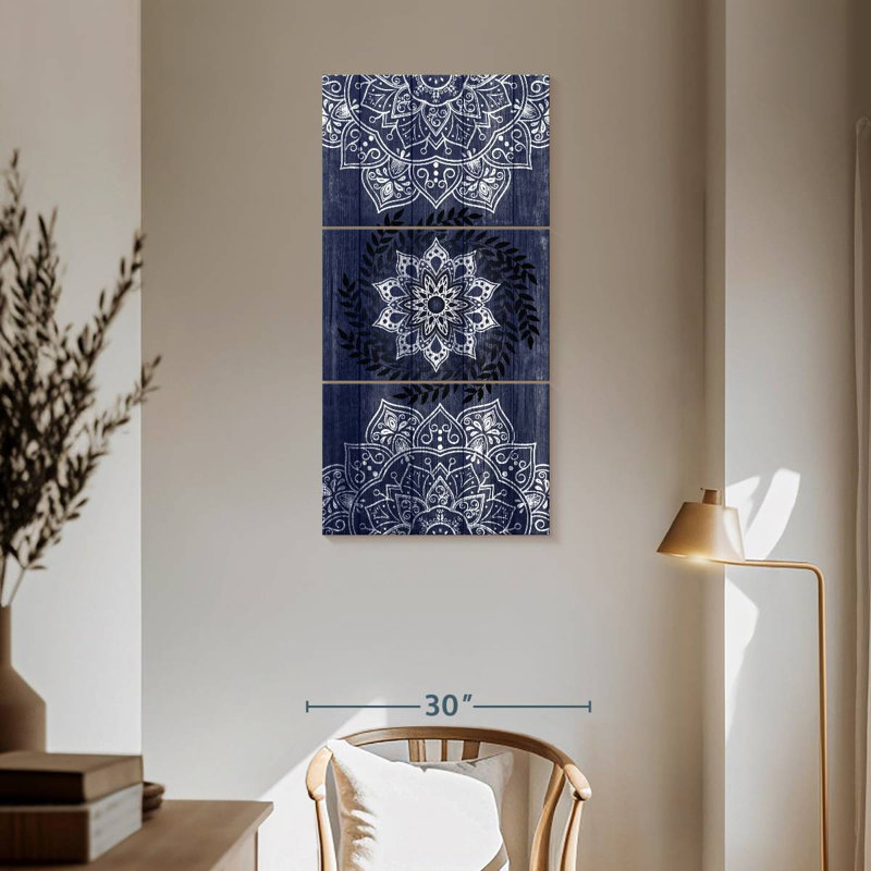 Mandalas sur fond bleu rustique, H 62 po x l 30 po