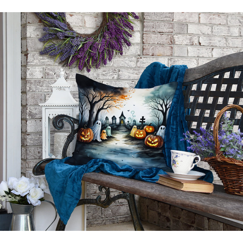 Coussin décoratif intérieur / extérieur en polyester More / Spooky More Spooky Halloween, 18 po x 18 po