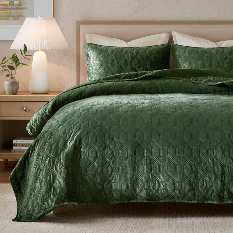 Ensemble de courtepointe en velours de trois articles Harper, Couvre-lit double/grand et 2 taies décoratives st, Vert