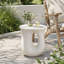 Table d'appoint d'extérieur MGO, finition terrazzo d'aspect travertin en blanc pour patio / terrasse / jardin