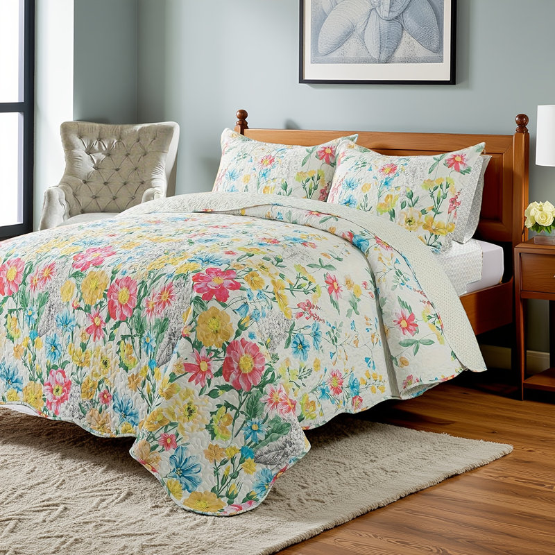 HoneiLife King Size 3‑Piece Persian Daisy Pattern Quilt Bedding Set, Soft Blended‑Fabric Coverlet with Matching Pillow Shams, Yellow