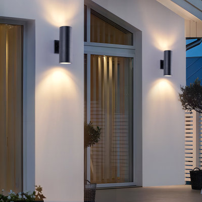 Ensemble de 2 appliques murales imperméables 12 pouces pour terrasse avec 2 lumières cylindriques et couvercle en verre trempé (noir mat)