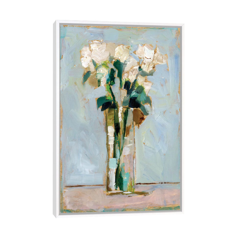 «White Floral Arrangement II» par Ethan Harper - reproduction d'art, H 26 po x l 18 po x 1,5 po, Toile blanche encadrée