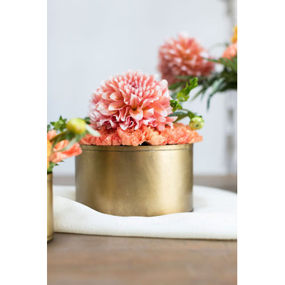 Pot à fleur en métal Shalik Bryant