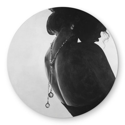 Chic Woman with Jewels - Monochrome Round Outdoor Rug