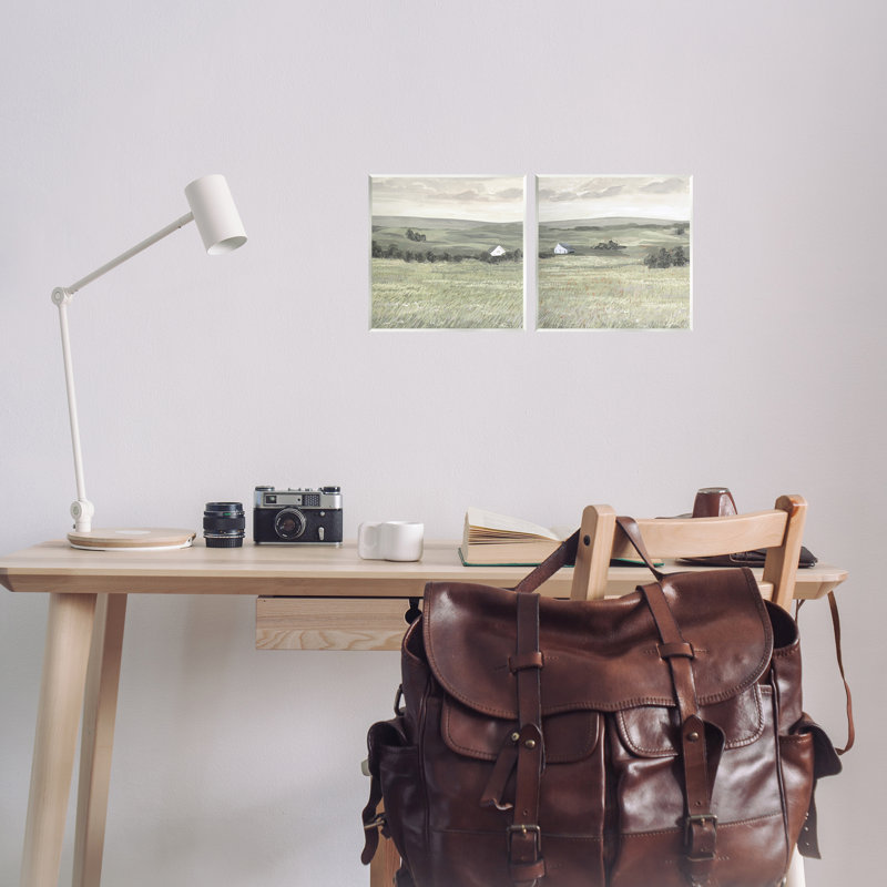 Ensemble de 2 plaques murales Traditional Distant Farmhouse Field par Victoria Borges