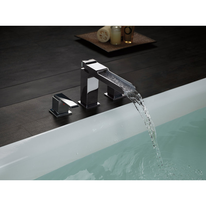 Garniture de robinet de baignoire romaine à fixation sur plateau à poignées doubles Ara