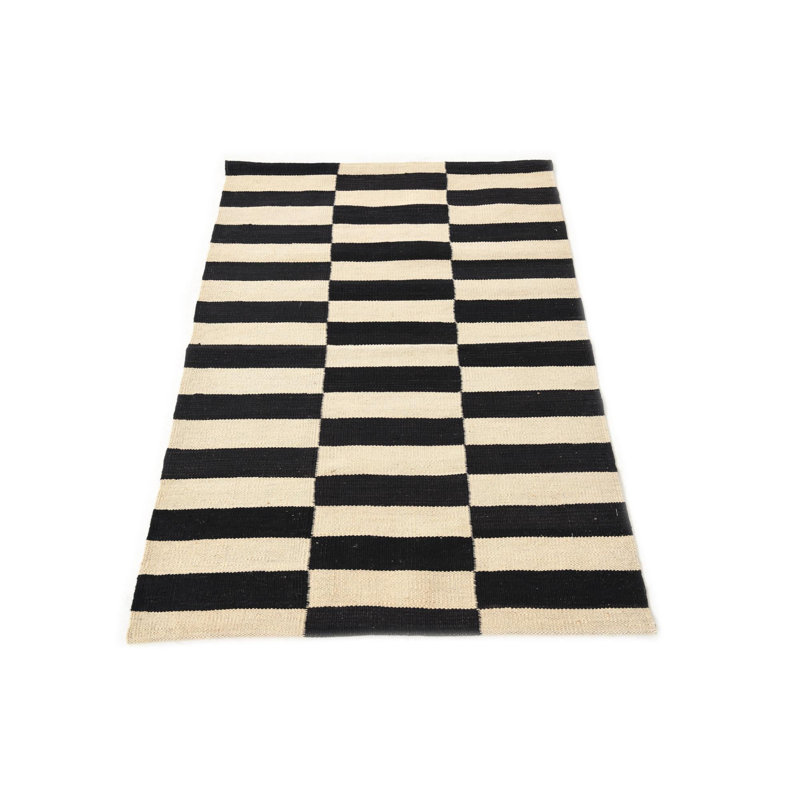 Tapis noir et blanc Newsom