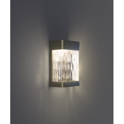 Luvia Aluminum LED Wall Light