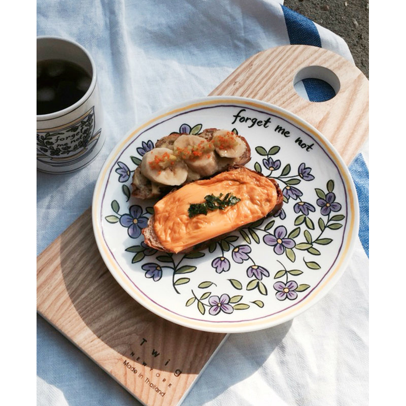 Assiette à salade en porcelaine tendre 8,5 po Heritage
