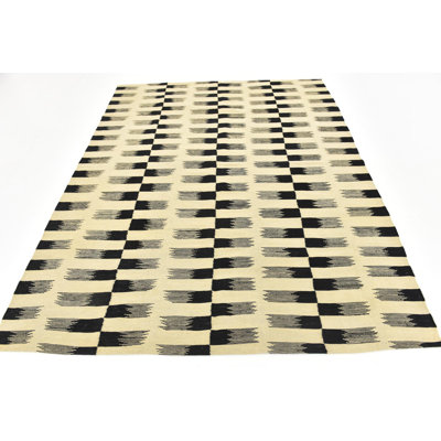 Tapis carré carré moderne Kilim