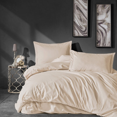 Elegant Satin Satin Striped Duvet Cover