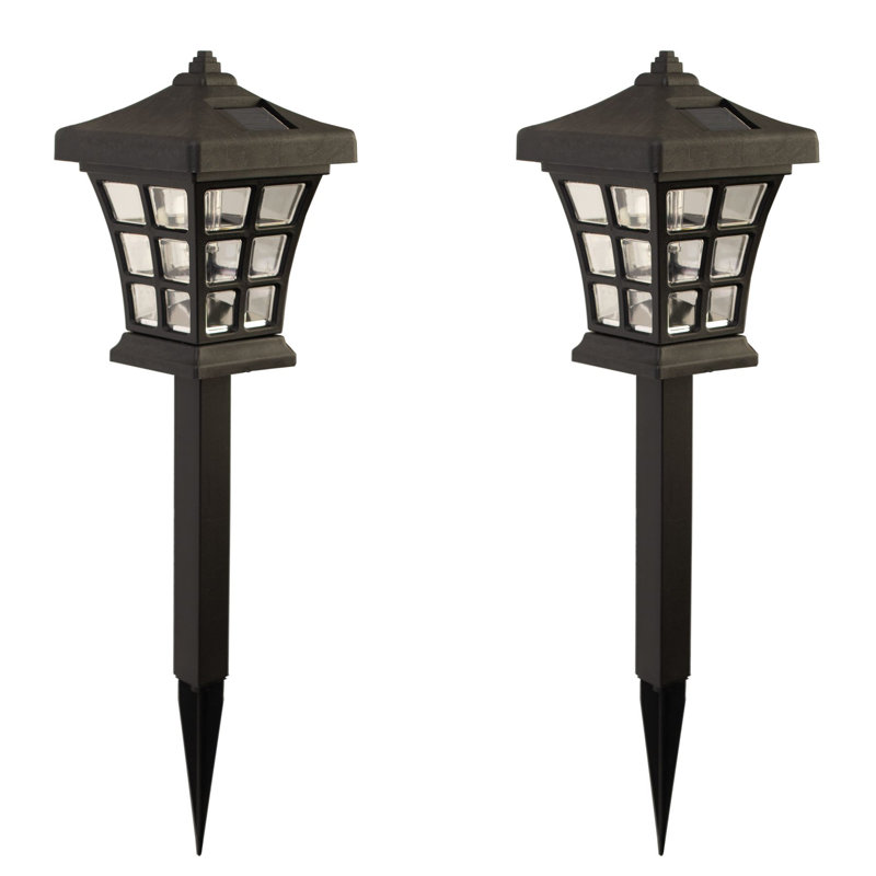 Low Voltage Solar Powered Integrated LED Pathway Light Pack