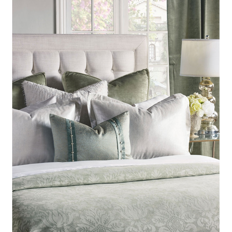 Lourde Traditional Cotton Blend Damask Comforter, Queen Duvet Cover, Hand-Tacked