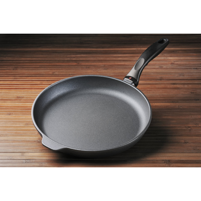 Non Stick Aluminum Frying Pan with Lid, 11" Diameter