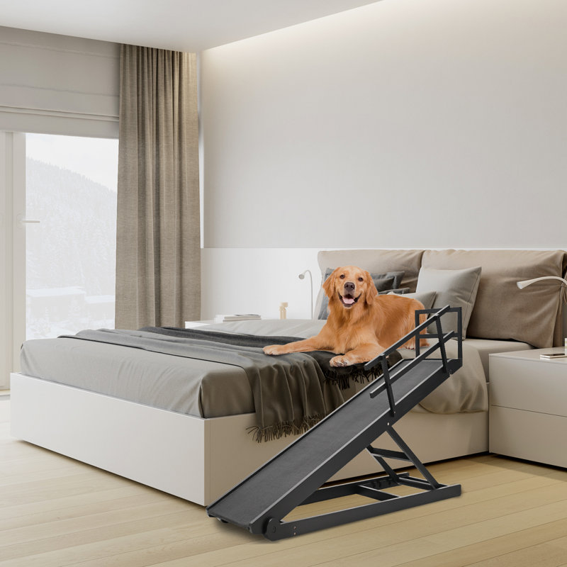 Rampe pliante en bois pour chien Almeric, 55 po noir