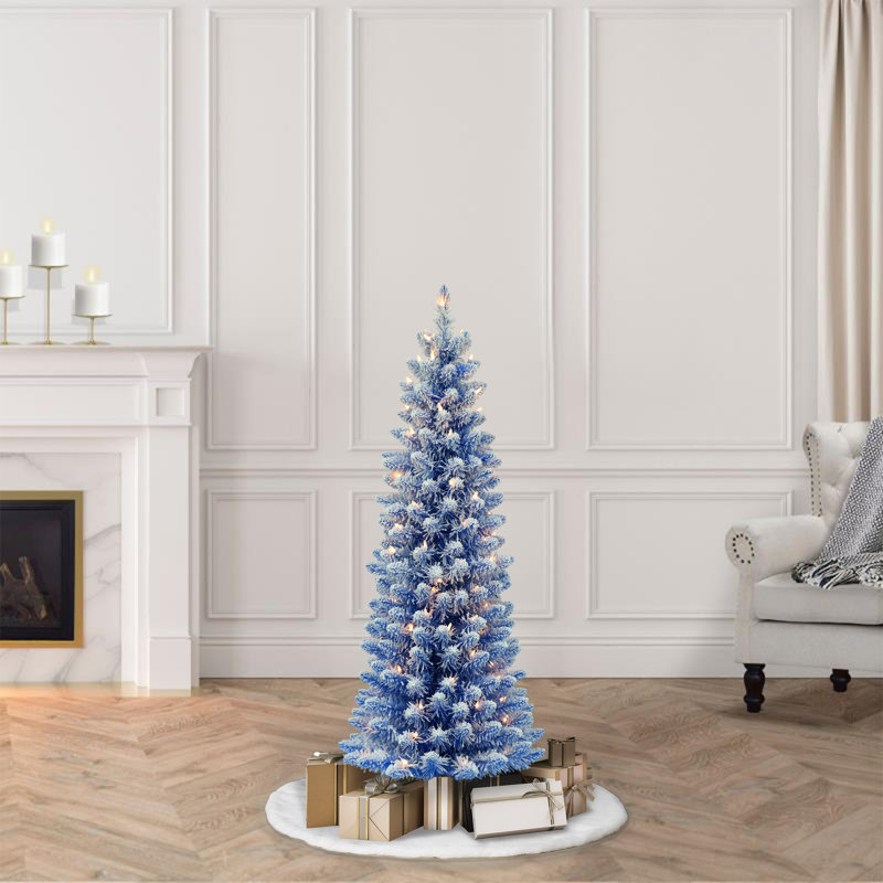 4.5' Lighted Christmas Tree