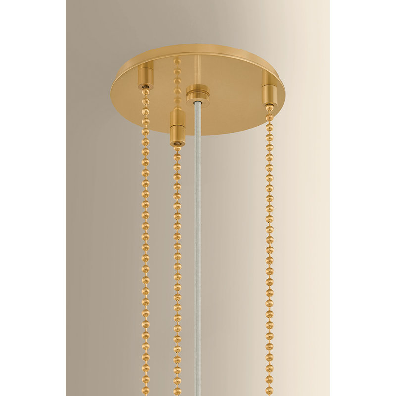 Valeria Pendant, 1, 18