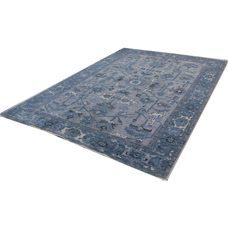 High-Quality Hand-Knotted Grey And Dark Grey Area Rug