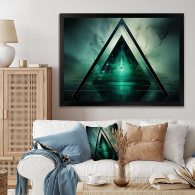 «Green Abstract Echoes Of Piramid I» - art mural géométrique