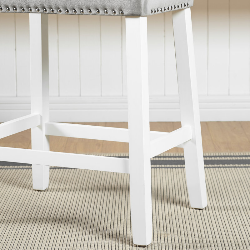 Ensemble de 2 tabourets de bar, siège en velours gris, fini blanchi, structure en bois massif., Gris, Grey, Grey