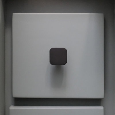 Poignée carrée Mod 1 1/8 po bicolore