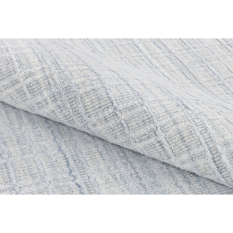 Area Rug in Light Blue, Rectangle 3' x 6'