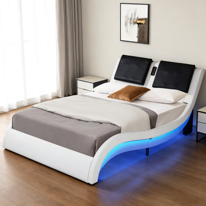 Base de lit en similicuir blanc grand lit, plateforme avec lumières à DEL, contrôle de la musique, massage par vibration, conception de courbe, support à lattes de bois, sans sommier, charge, éclairage à limite de charge de 600 lb, fonction