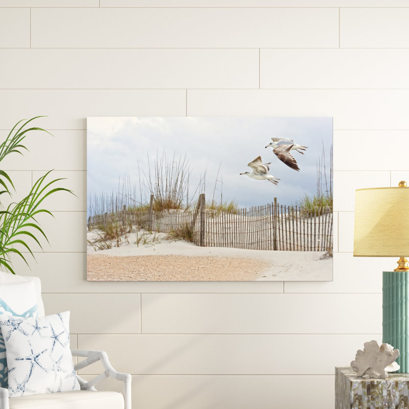 «Water Bird Glimpse I» par P.H. Burchett - Photographie sur toile tendue, H 32 po x l 48 po x P 1,25 po