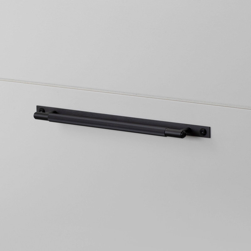 Barre de traction / plaque / linéaire / petit, Noir, noir, noir, noir, 4 3/4"