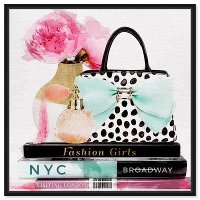 «My Girly Essentials Square Essentials», impression