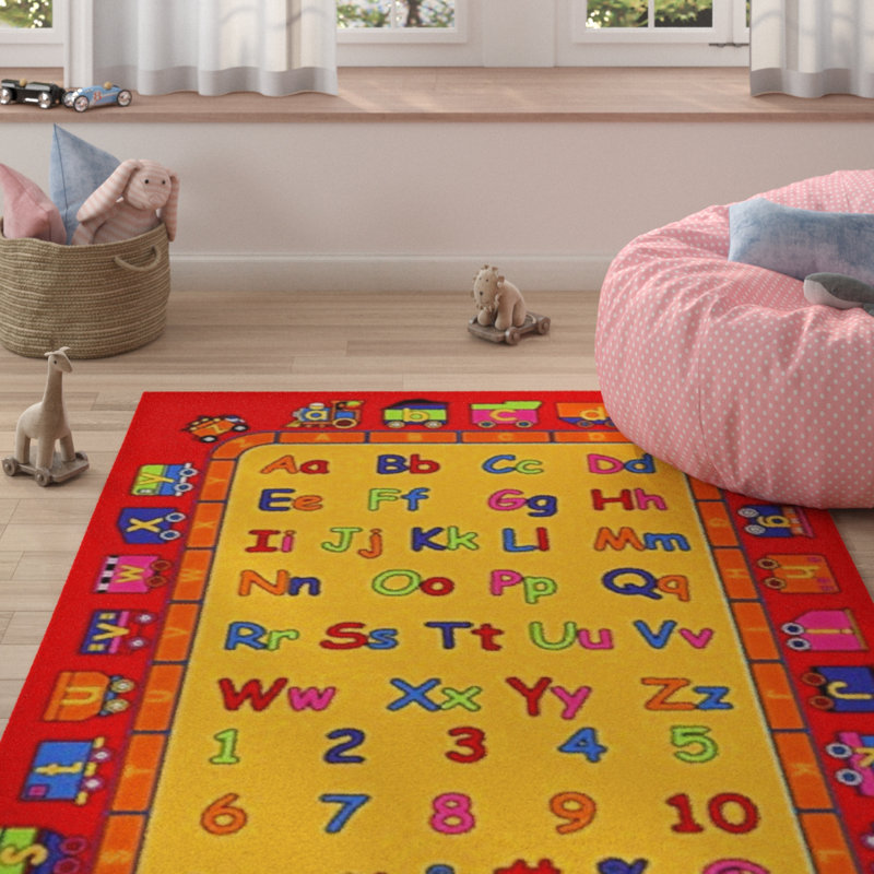 Tapis jaune Stryker Kids Alphabet Fun, Rectangle de 5 pi x 8 pi