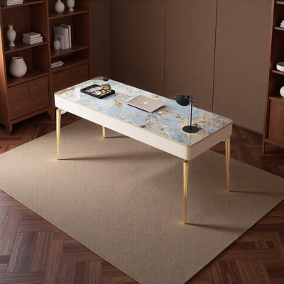 Bureau sécuritaire et réfléchi