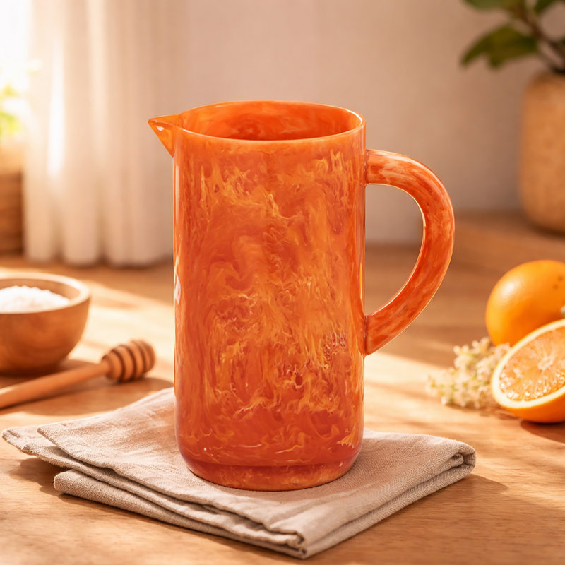 Pichet en résine orange, Orange