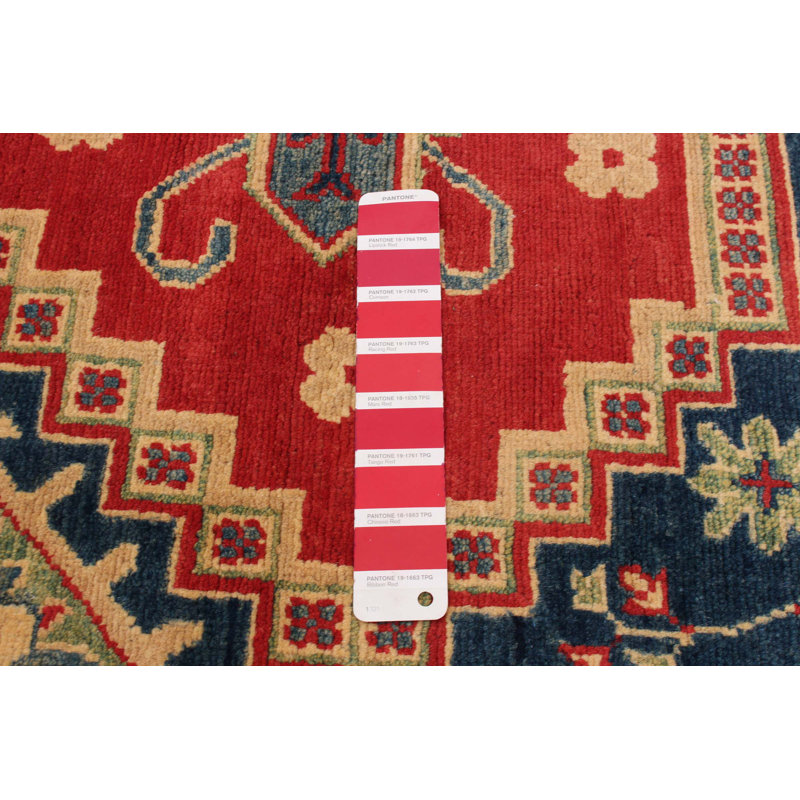 Tapis rouge Finest Ghazni 6 pi 6 po x 9 pi 9 po
