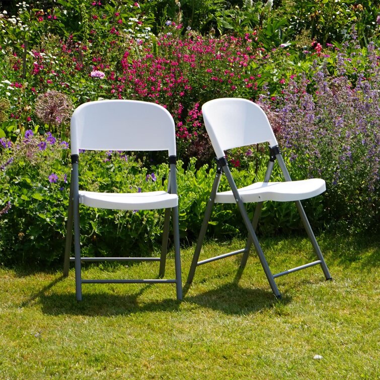 Harbour Housewares - Folding Trestle Chairs - White